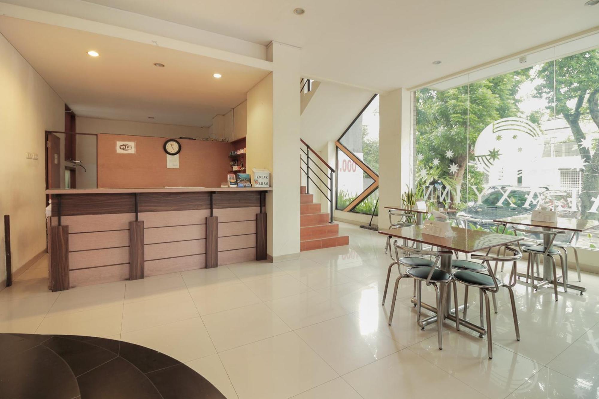 Capital O Galaxy Inn Bandung Eksteriør bilde